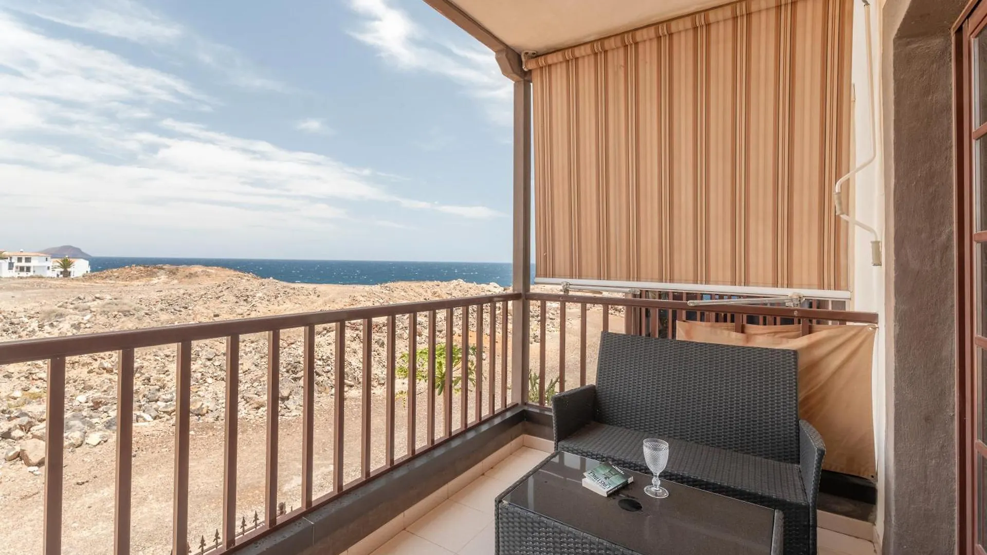 קוסטה דל סילנסיו Atlantis 3 One Bedroom, Sea Front דירה קוסטה דל סילנסיו